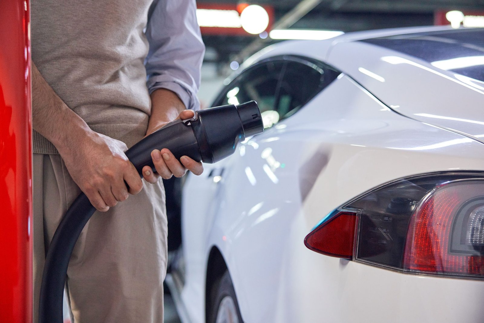 Electric vehicle charging market heats up: Secon Power is expected to lead the change